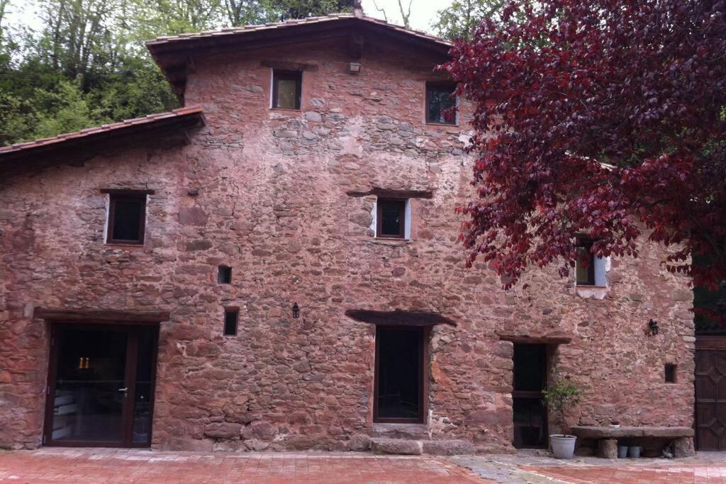 La Badenca. Masia Catalana Del S. XVII Riudaura Екстер'єр фото